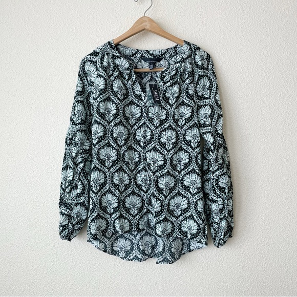 White House Black Market Tops - Elegant Black and White Patterned Women's Top